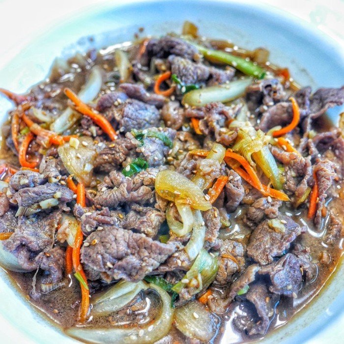 Sikreto ng Golden Beef Bulgogi Recipe: Iisang Canned Pear Juice Lang Pala ang Palaging Ginagamit! – 3 Klase ng Bulgogi Recipe, I-compare Natin 🥩 1000095431 8