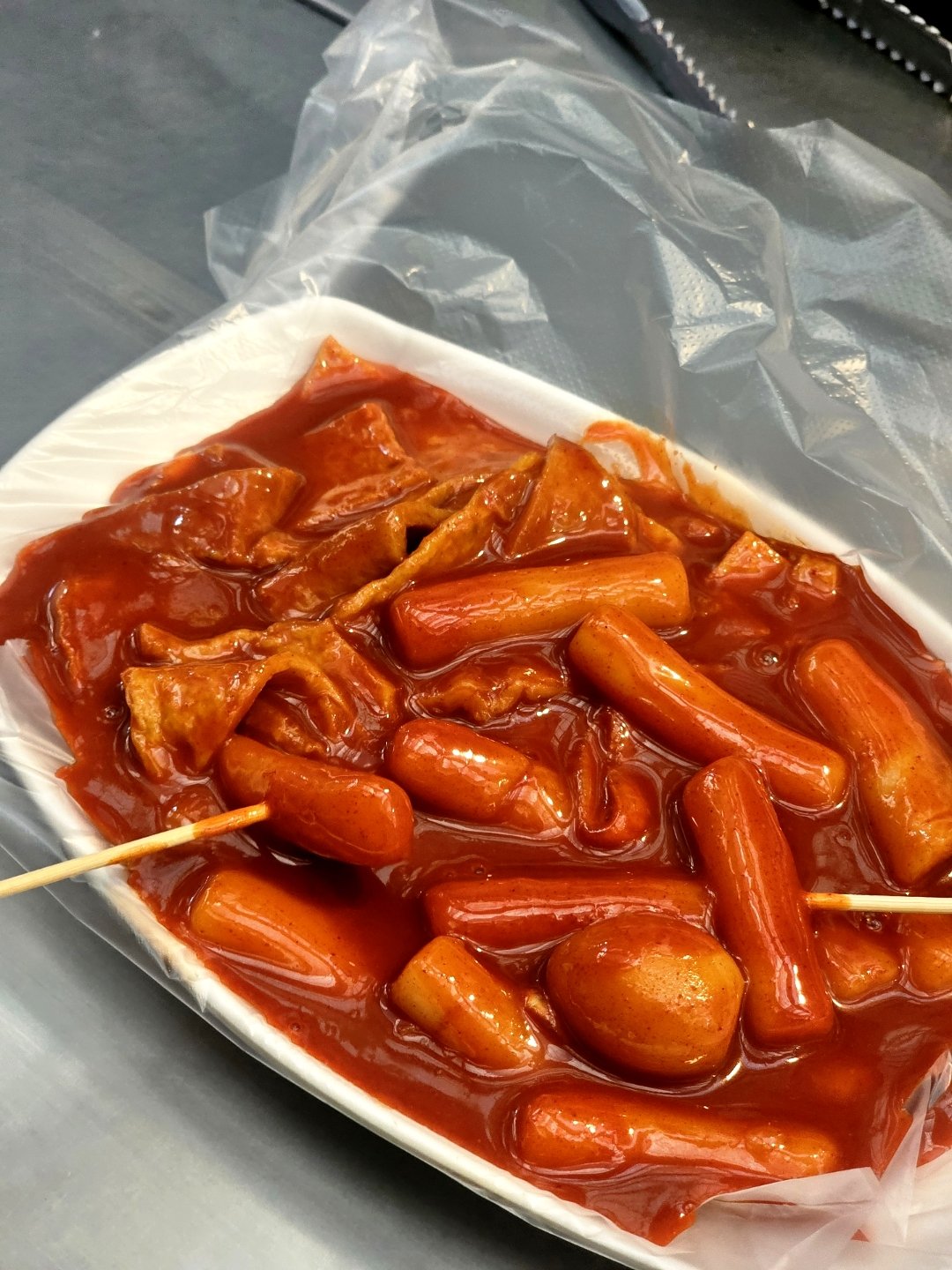 Du tteokbokki à 3,500 wons ? La folie du street food coréen ultra-économique ! 🥢🔥