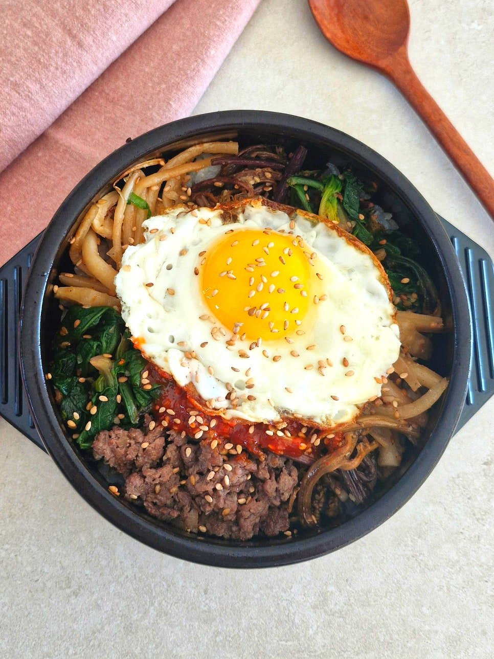 SNSで大バズり中！韓国のMZ世代が「ビビンバ」をアップデートした新しい食べ方とは？✨