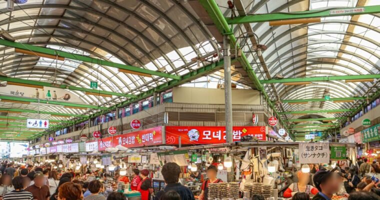 Gwangjang Market: The Ultimate Seoul Food Tour Through 5,000 Stalls 🥢